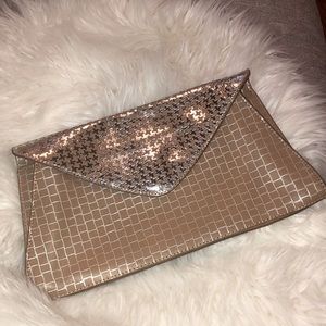 Jasper & Jeera Anthro Envelope Tan and Silver Leat